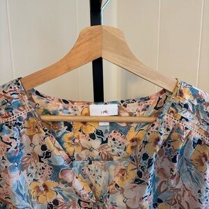 J Jill Pintucked Cotton Voile Watercolor Floral Henley Top Women’s Large V-Neck